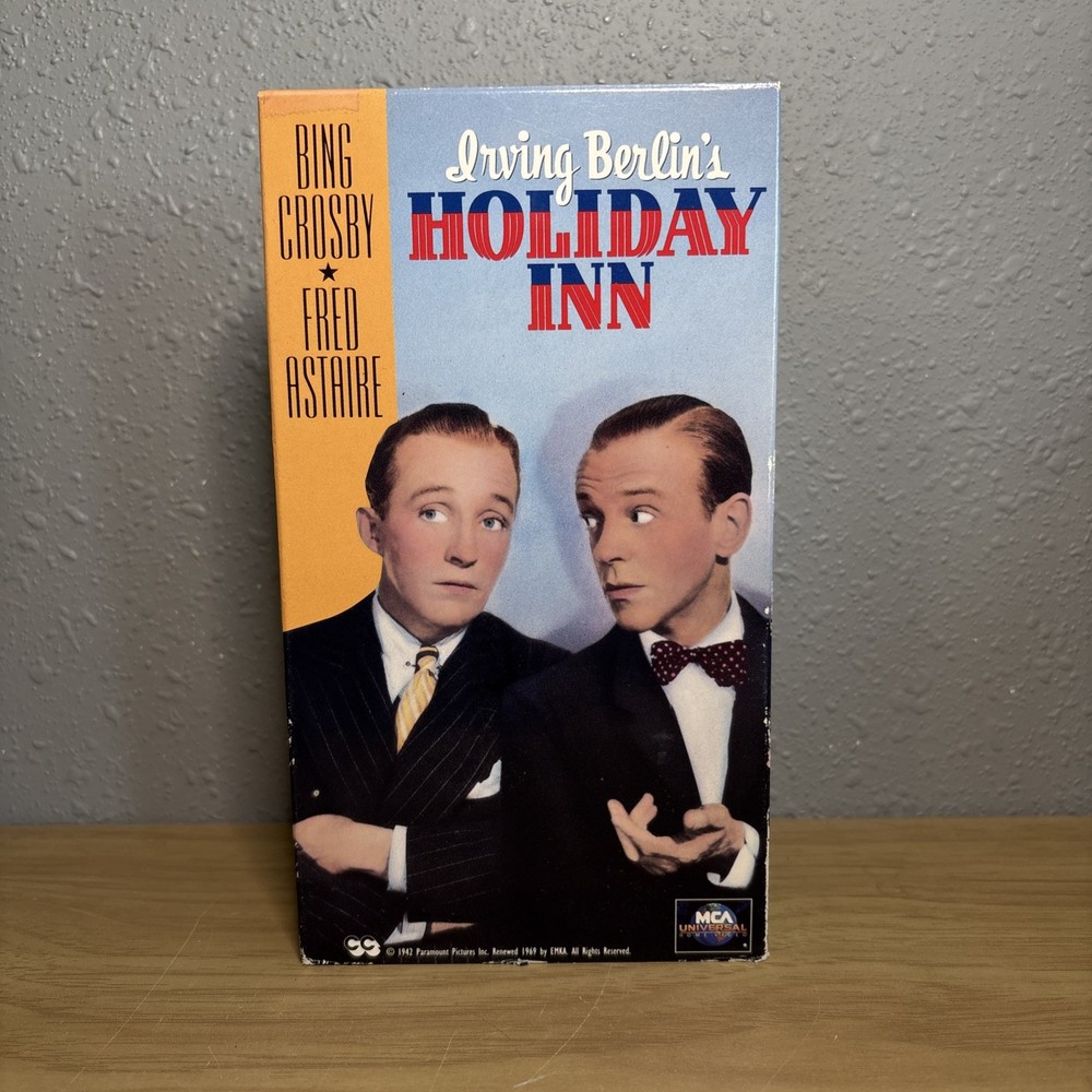 Irving Berlin's Holiday Inn (VHS, 1942) Bing Crosby Fred Astaire Sandrich B&W