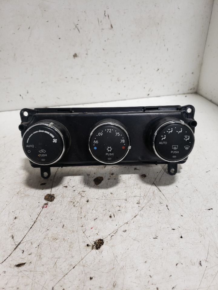 2013 Chrysler 200 A/C Selector Switch for Automatic Temperature Control