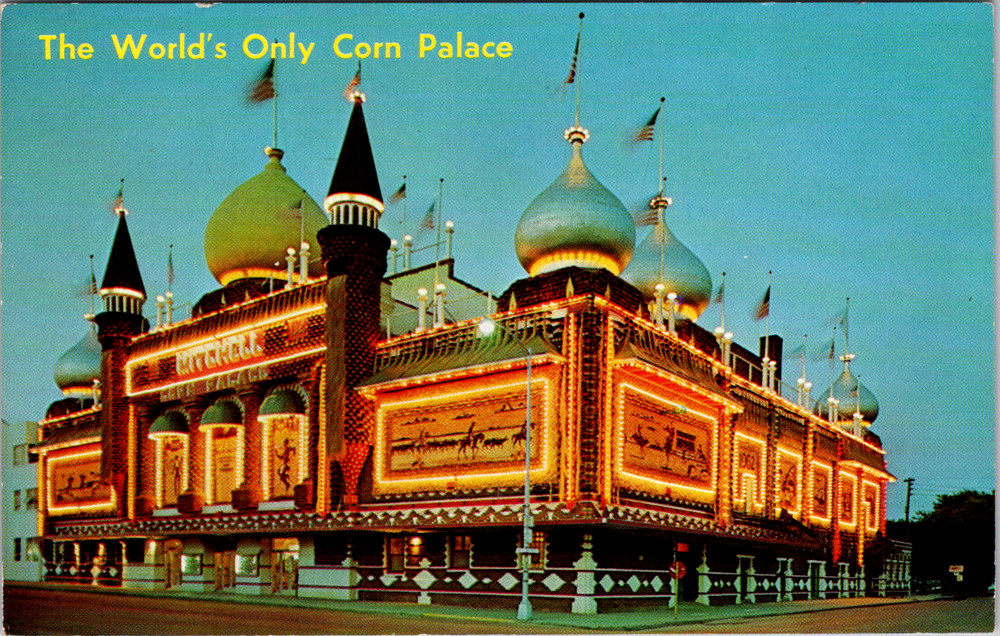 Vintage Postcard Corn Palace Mitchell South Dakota Illuminated Night View
