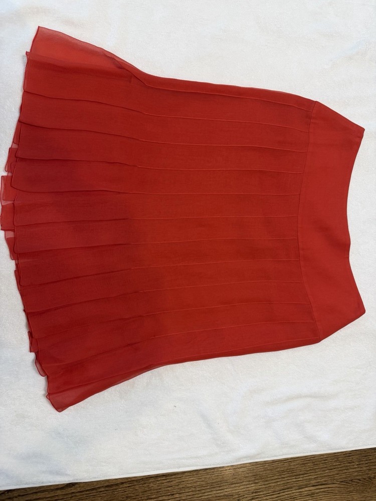 CHANEL Red Silk Chiffon Pleated Knee Length Skirt Button Size 38 Designer