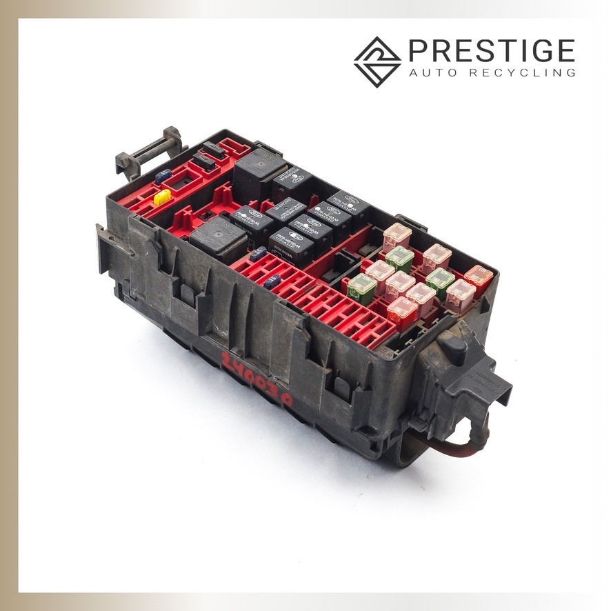 2002 FORD F-150 HERITAGE Under Hood Engine Fuse Box Relay Module XF2T-14A003-AA