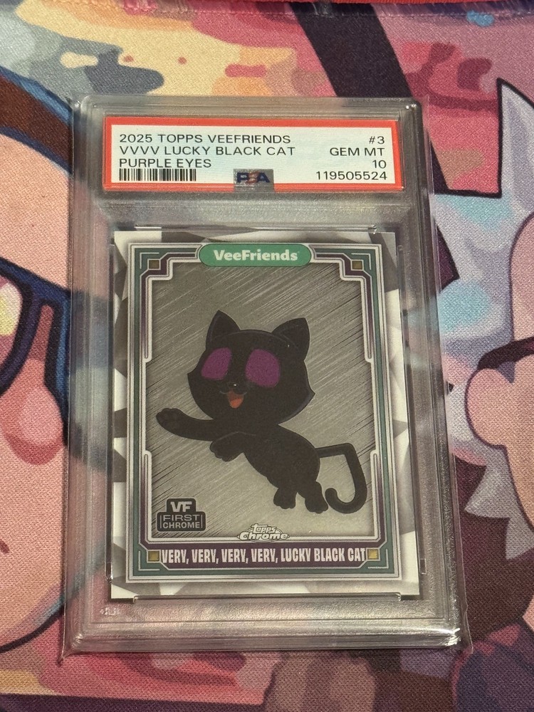2025 Topps Chrome VeeFriends #3 Very V V V Lucky Black Cat Purple Eyes PSA 10