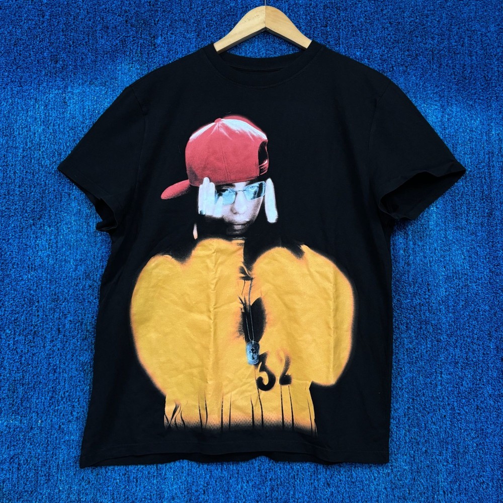 Billie Eilish Hit Me Hard And Soft Tour T-Shirt Size Medium