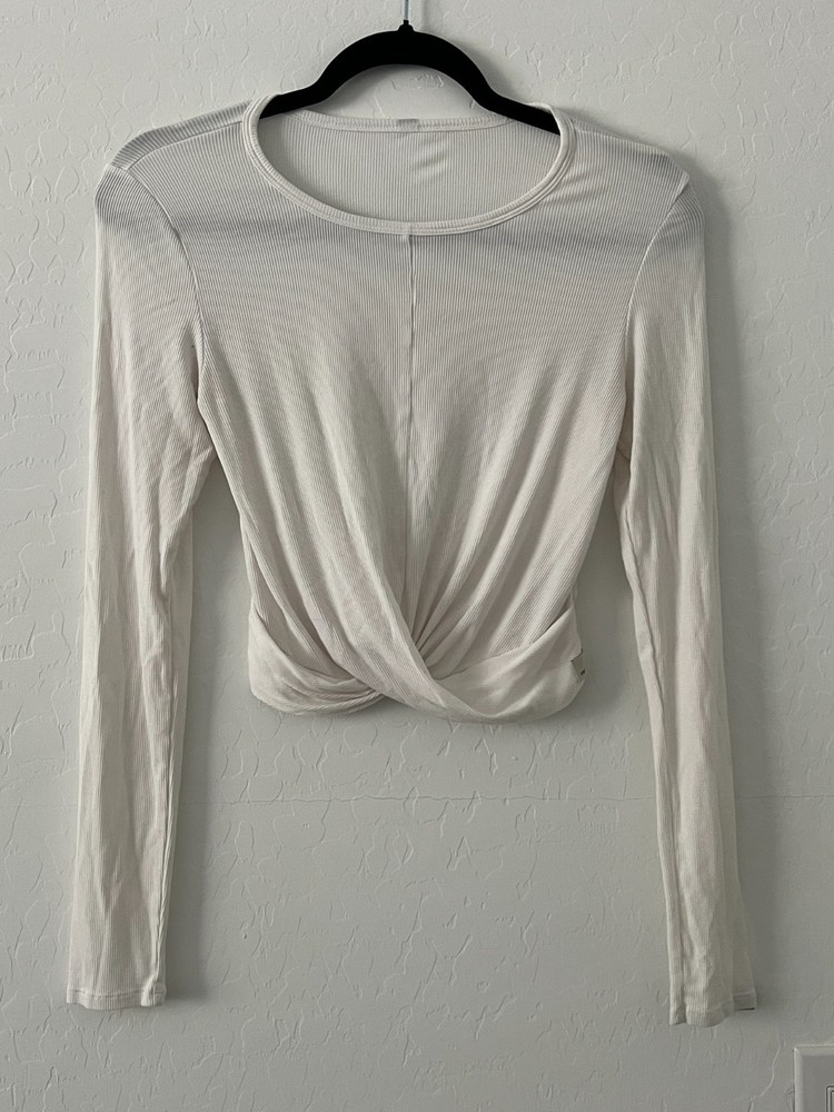 Vuori Bellagio Ribbed Twist Front Crop Top White Long Sleeve Women’s Size L