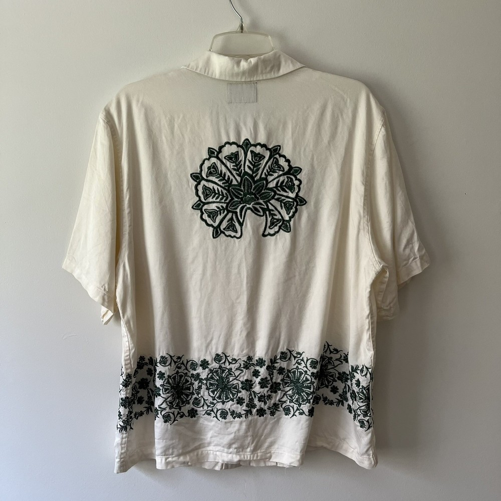 Men's Pacsun Remi Oversized Resort Camp Shirt Med Cream Button Down Embroidered