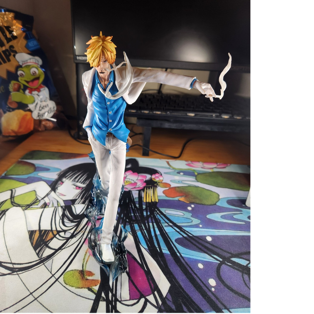 Sanji in white suit with removable cigarette PVC Figure New  -One Piece-