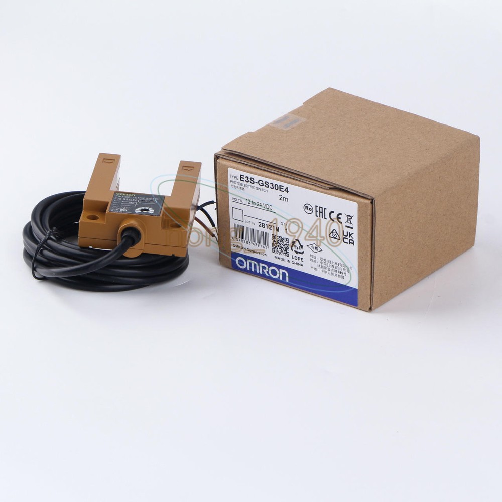 1PCS OMRON Diffuse Groove Shaped Photoelectric Switch Sensor E3S-GS30E4