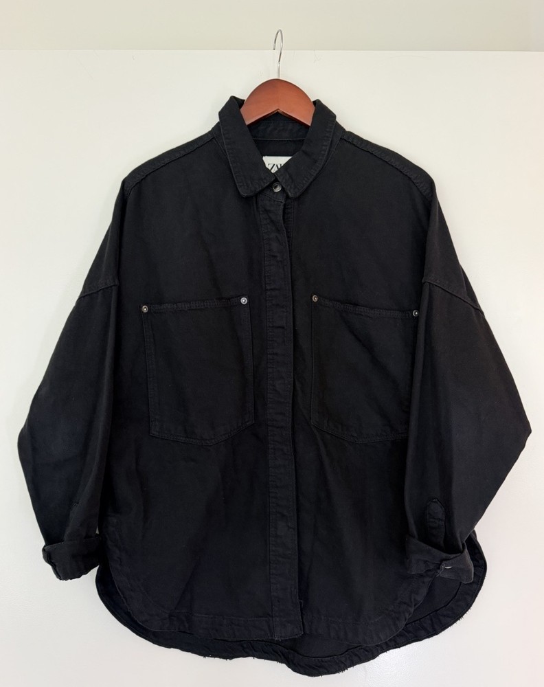 ZARA Black Collared Button-Up Shirt Relaxed Fit Pockets Women's M Long Sleeve