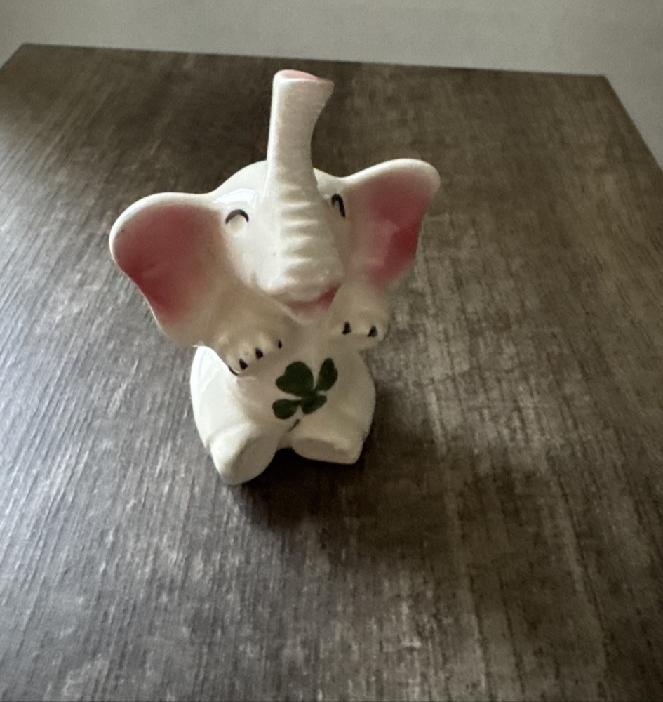 Vintage Ceramic Elephant Lucky Trunk Up 4 Leaf Clovers Ring Holder Figurine 4”