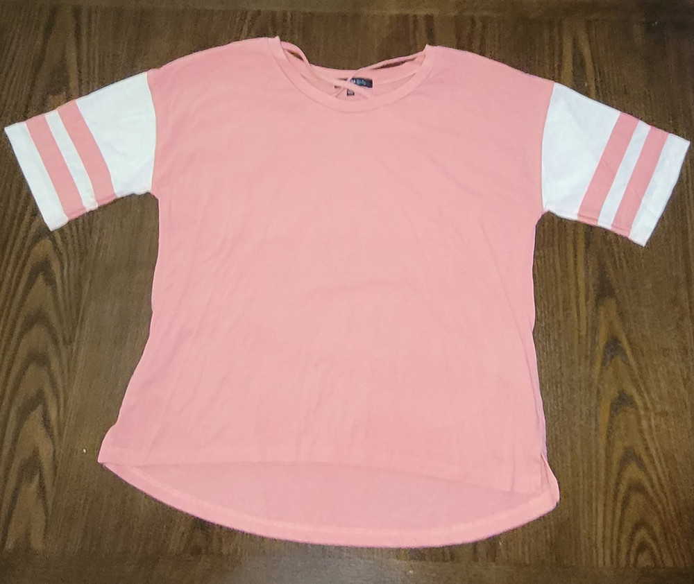 TAKARA Girls Pink & White Girls T-Shirt Size L Short Sleeve Crew Neck Pullover