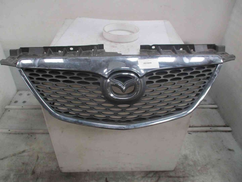 Calandre Mazda MPV II LD4750710