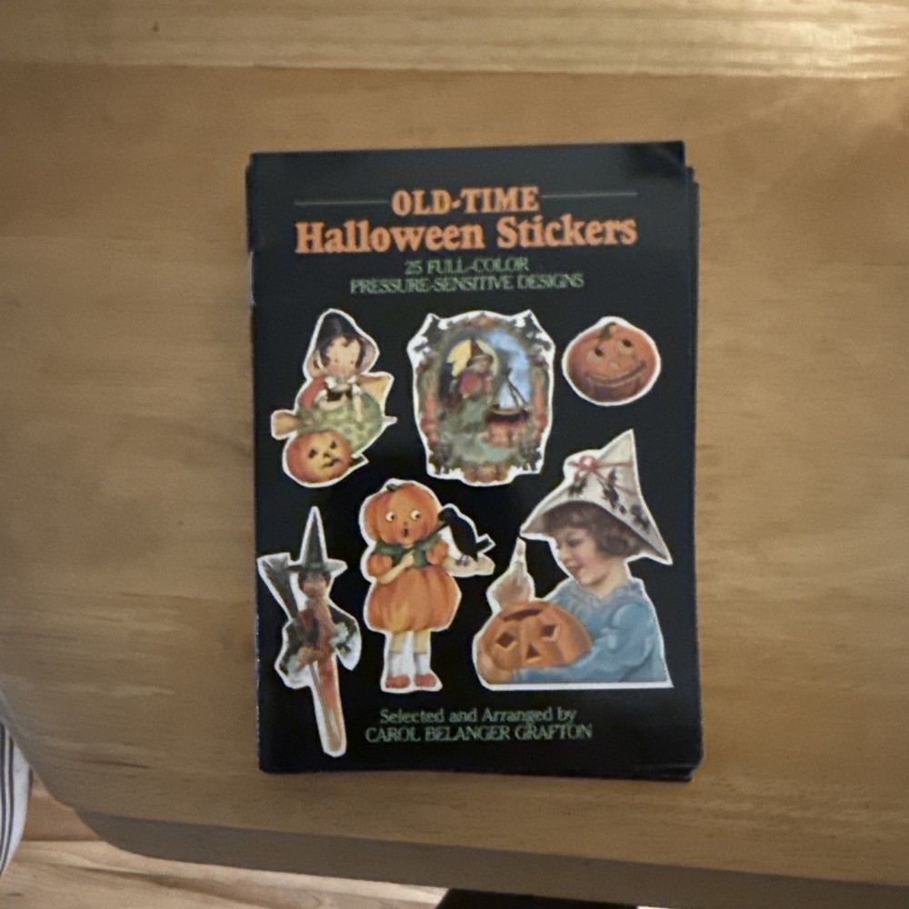 Old-Time Halloween Stickers : 25 Full-Color Pressure-Sensitive Designs byGrafton