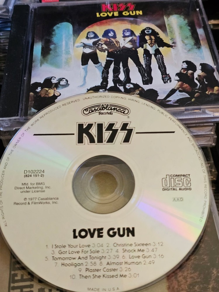 KISS ~ Love Gun ~ ( CD 1987 Casablanca – 824 151-2 M-1 BMG Club Edition)