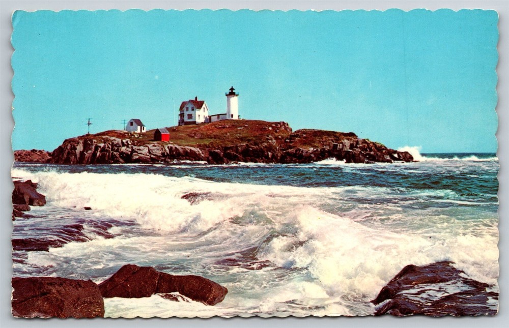 Maine Nubble Lighthouse York Beach Postcard, C4