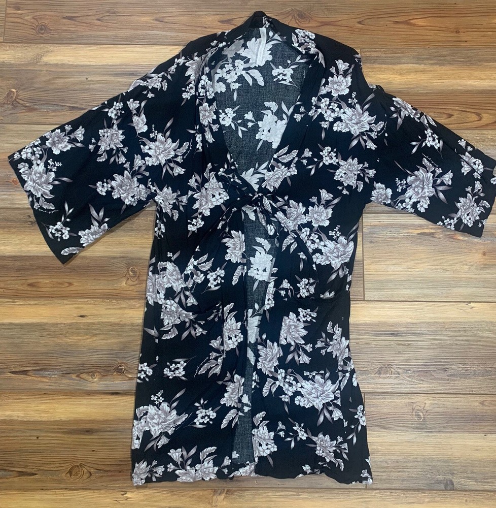 Spiritual Gangster Maya Kimono Cover Up Robe Black White Floral Pattern One Size