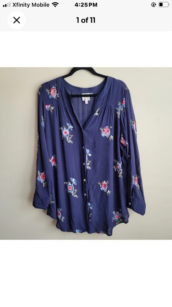 Fig & Floral Plus Size 1X Blue Gauze Blouse with Embroidered Flowers