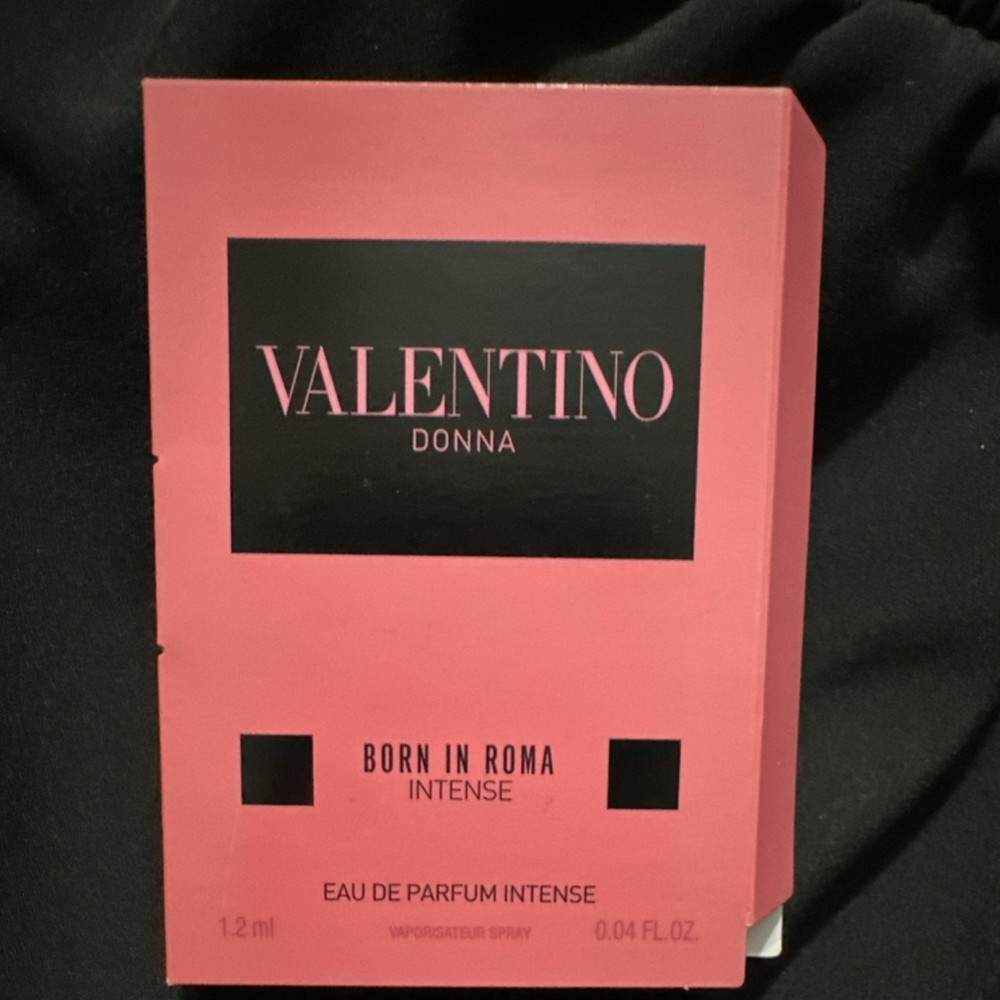 Valentino Born in Roma Intense Eau de ParfumSpray 1.2ml 0.04 fl oz
