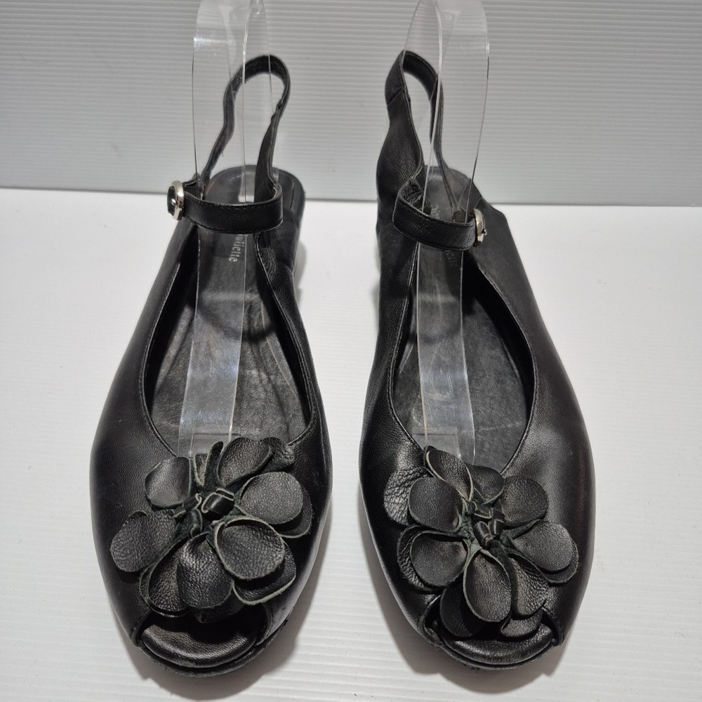 Django & Juliette Size 42 Black Leather Floral Slingback Wedge Sandals
