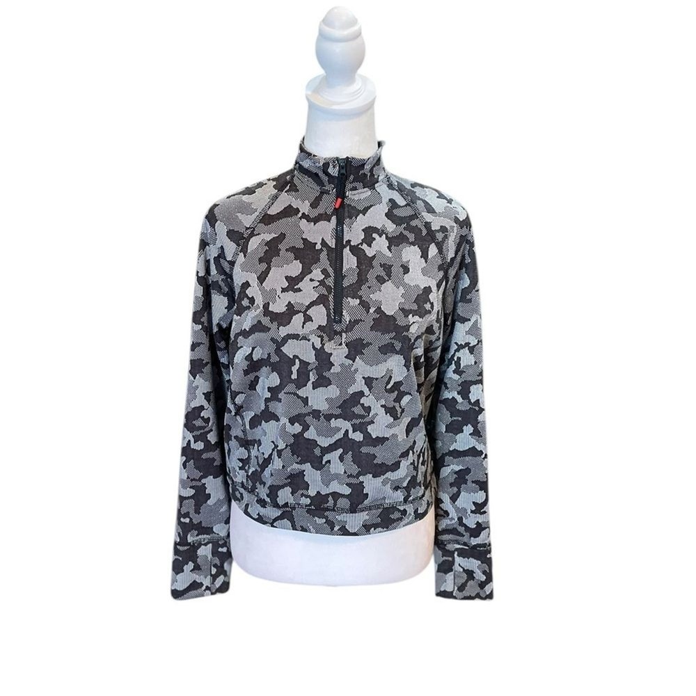 Spyder Active Quick Dri Pullover Top Womens Size Small Quarter Zip Camouflage