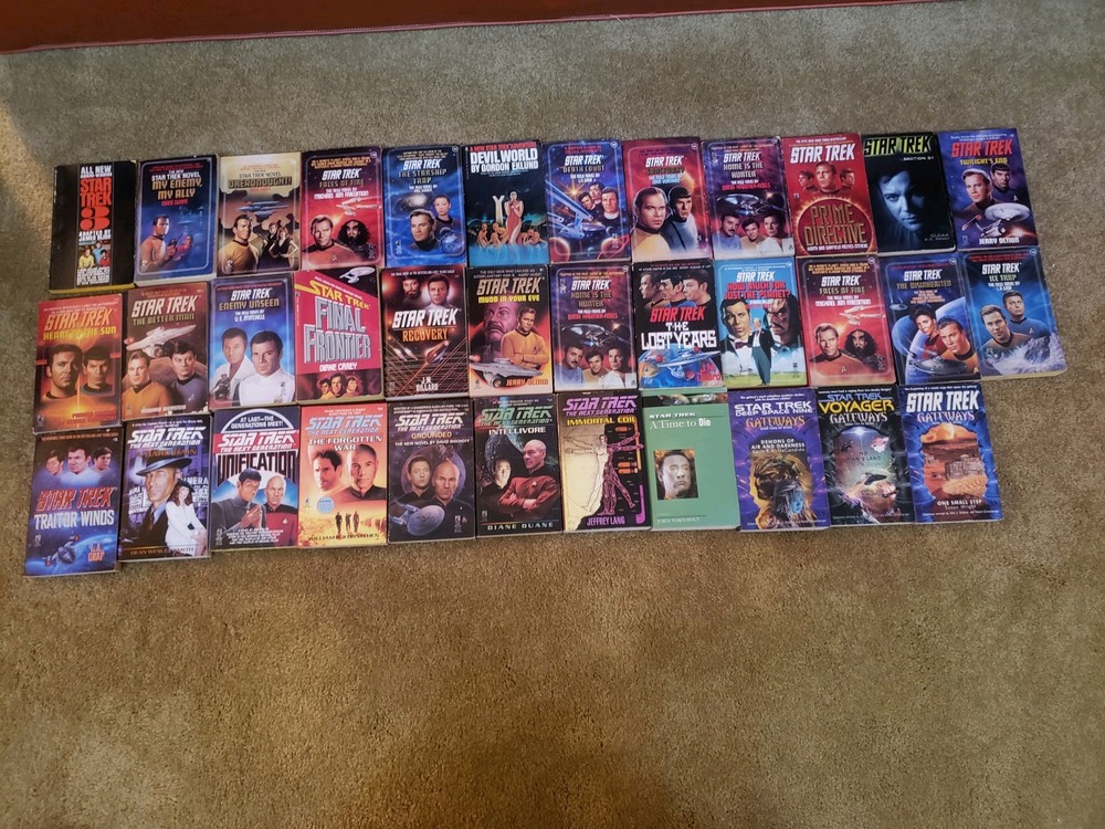 Lot Of 35 Star Trek The Original Series Books + next generation gateway ALL MMPB