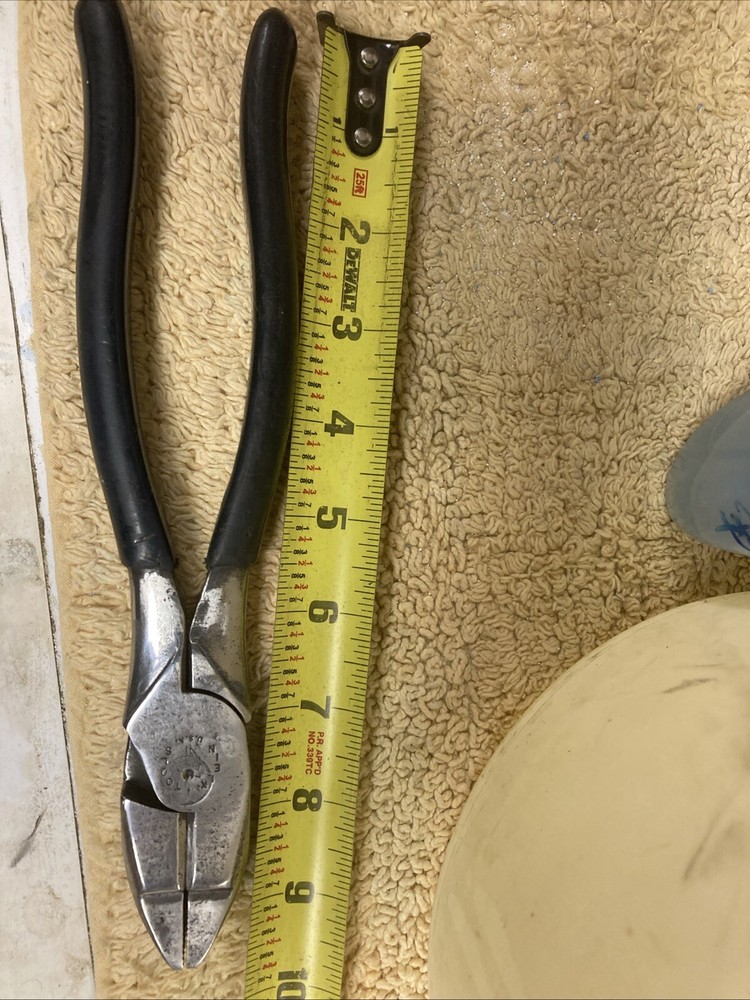 Vintage M. Klein & Sons  213-9NE -Lineman's Pliers w/ Klein Blue Grips USA