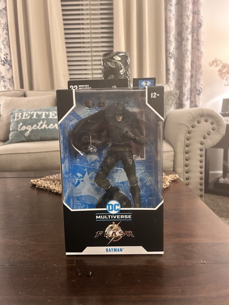McFarlane DC Multiverse Flash & Ben Affleck Batman Action Figure Set