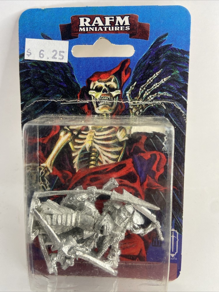 Rafm Miniatures - Fantasía - #3603 Fighting Skeletons 3 figuras