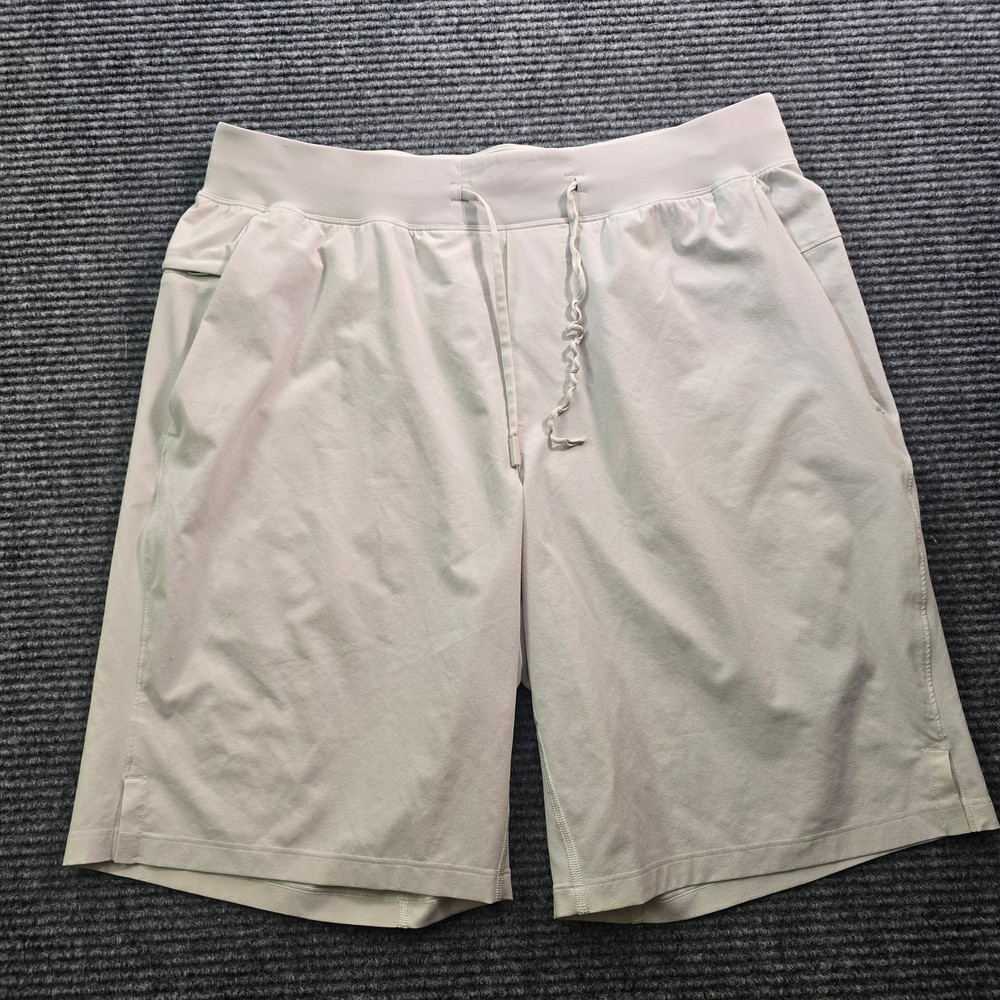 Lululemon Zeroed In Short Mens L Ivory Linerless 7in Drawstring