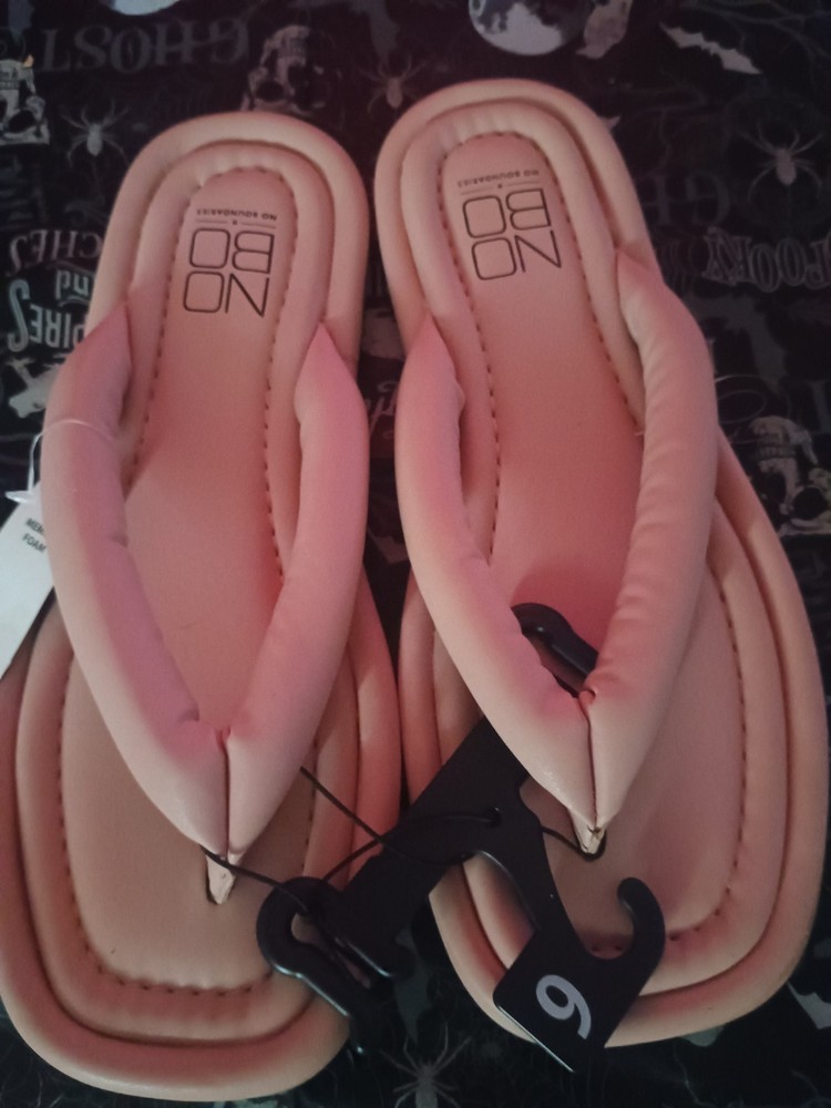 No Boundaries Women’s Memory Foam Padded Thong Sandals Flip Flops Size 6 New