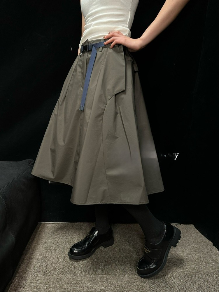 Prada trendy skirt Pre-owned Medium size IT42