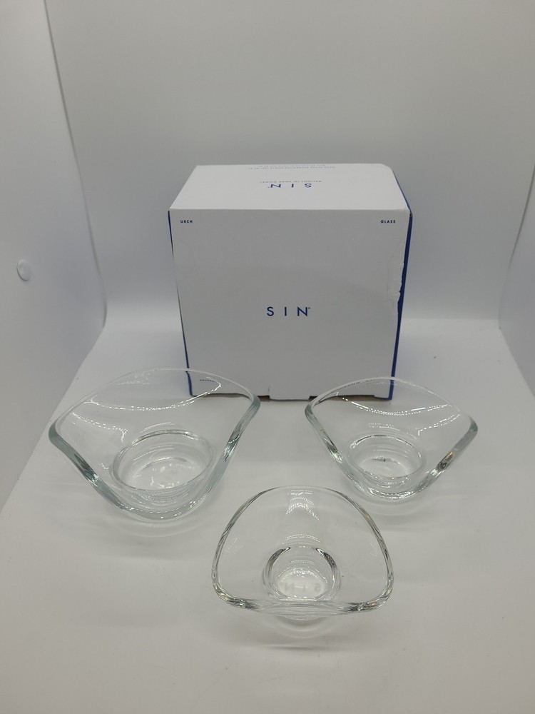 SIN Urch Decorative Glass Bowls Set of 3 Clear Snack Nut Bowls NEW Open Box
