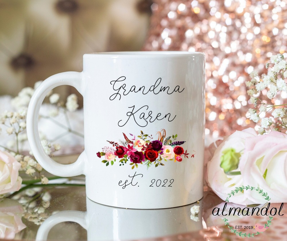 Grandma Est 2022 Coffee Mug - Baby Announcement Gift for New Grandmothers