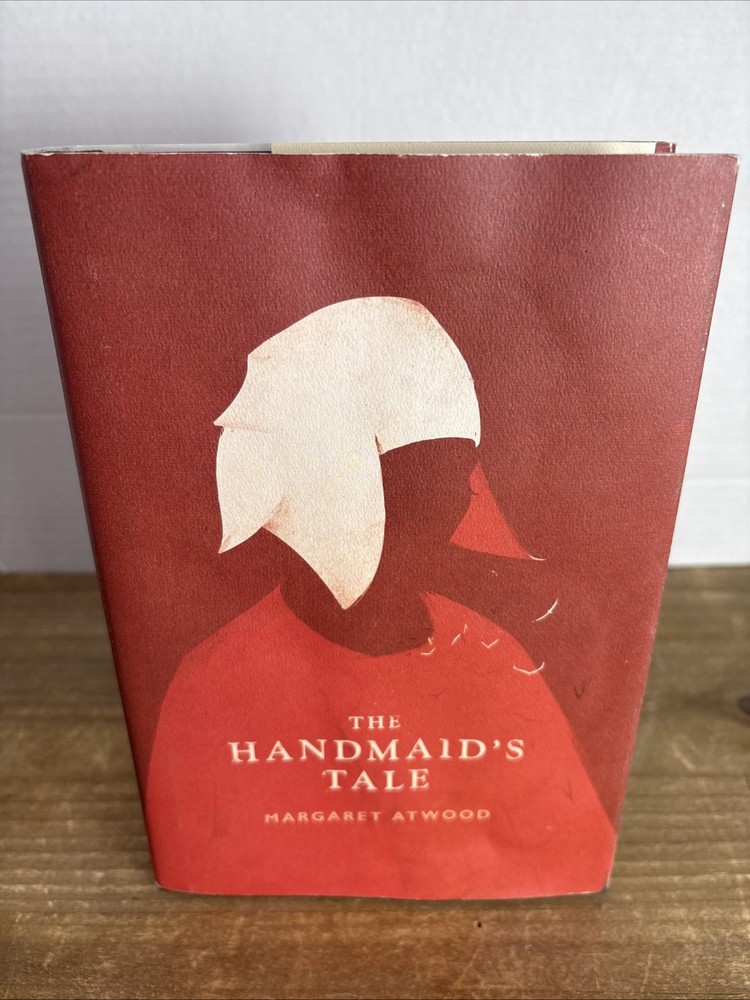 Handmaid's Tale by Margaret Atwood (2017, Hardcover) *NO WRITING*