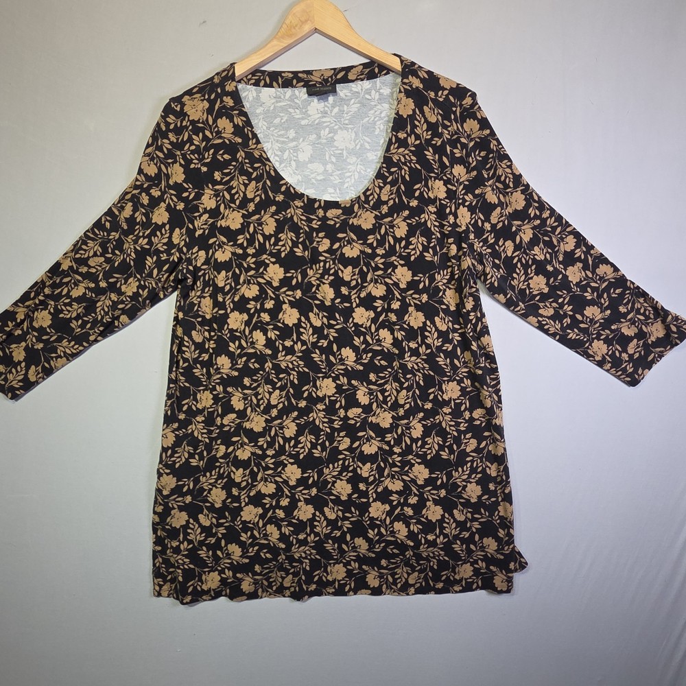 J Jill Wearever Collection Women’s L Floral Scoop Neck 3/4 Sleeve Stretch Top Bl