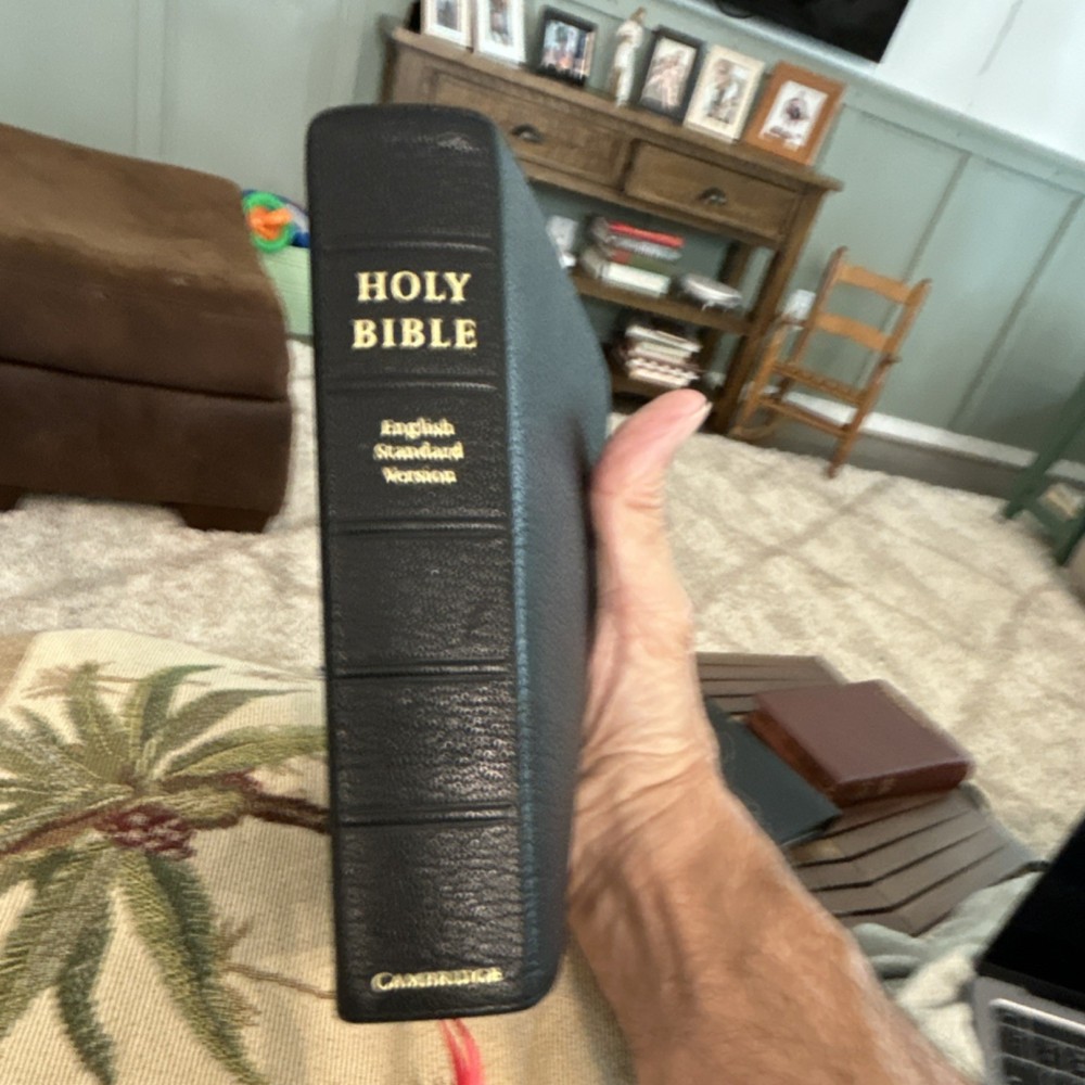 Cambridge Holy Bible English Standard Version Hardcover English Adults Bibles