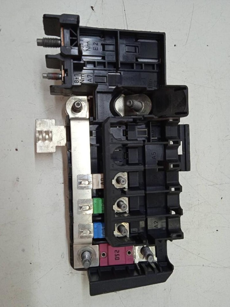 2012 Mercedes-Benz A-Class W176 360972 Fuse Relay Box A2465402050
