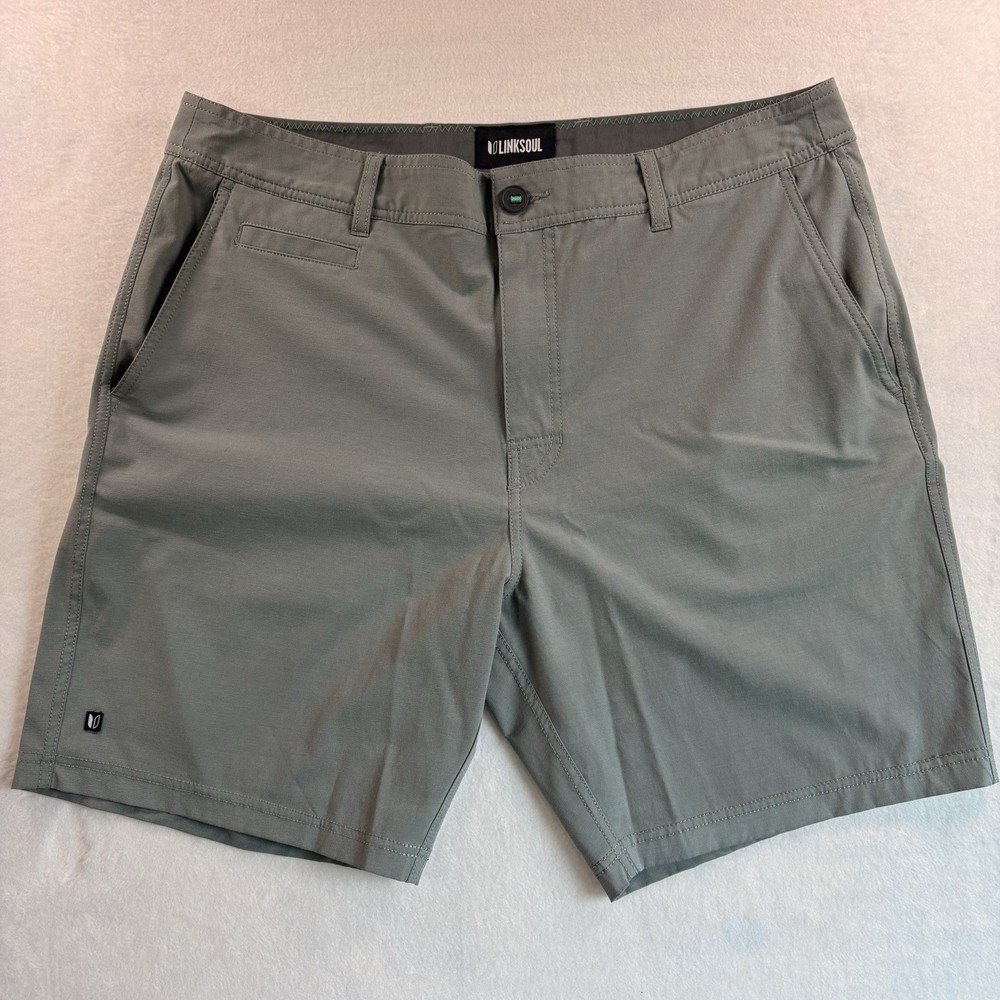 Linksoul Performance Shorts Mens 35 Gray  Stretch Gold Casual