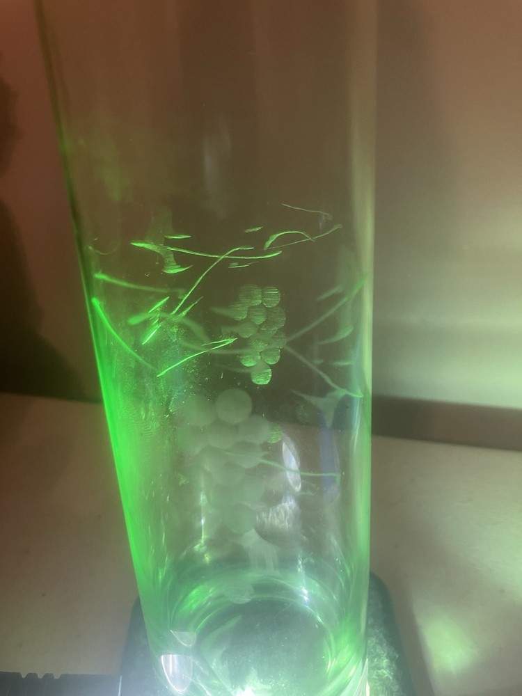 Etched Uranium Glass/vase
