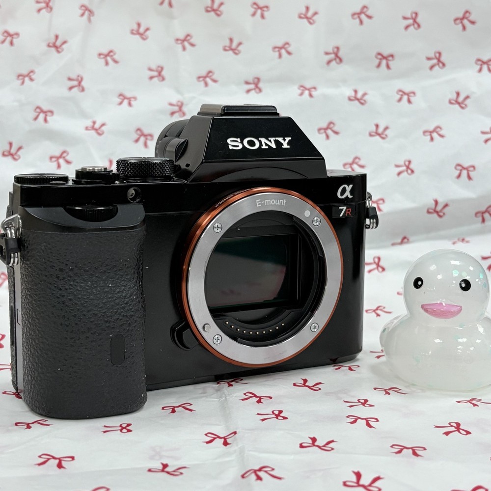 Sony Alpha A7R 36.4MP Digital SLR Camera Tested English Body Only