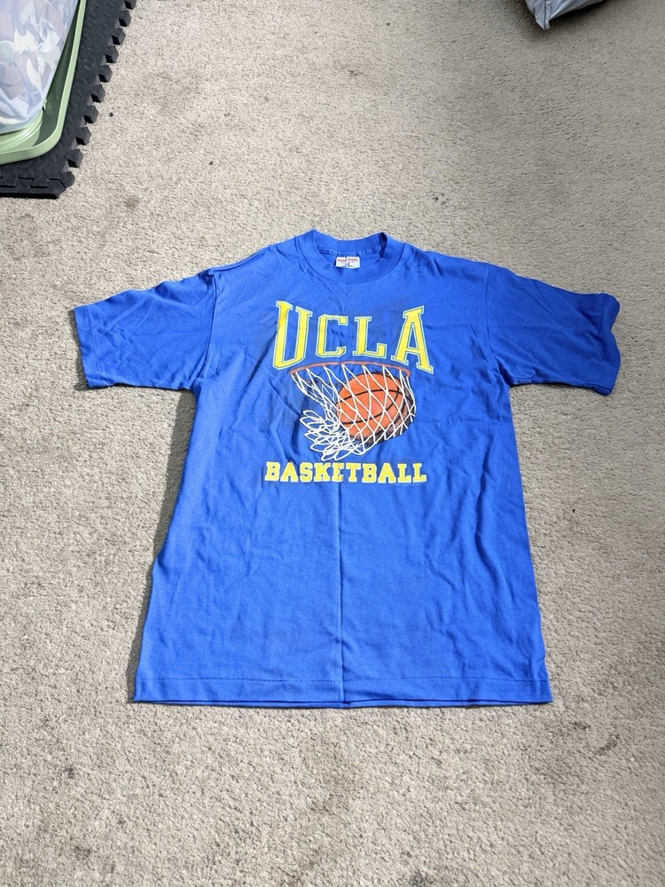 Vintage UCLA basketball blue t-shirt blue single stitch made in USA size large
