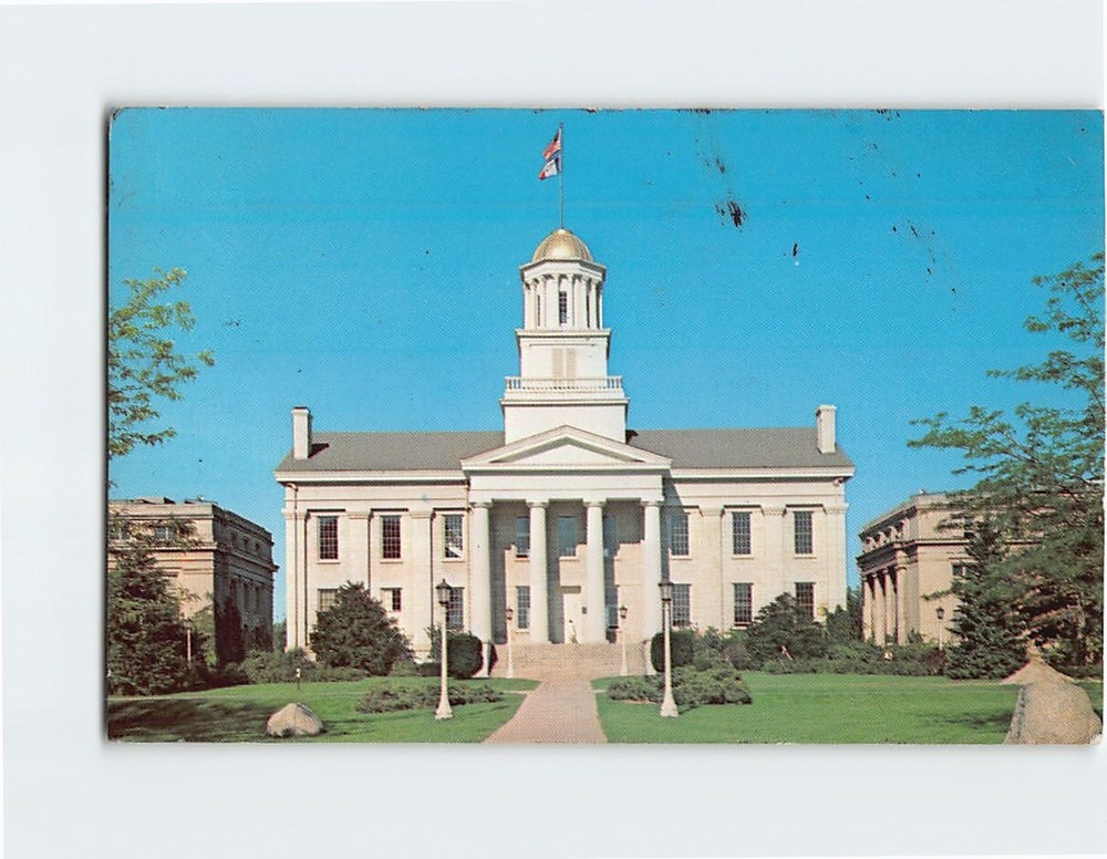 Postcard Old Capitol Building University of Iowa  Iowa City USA