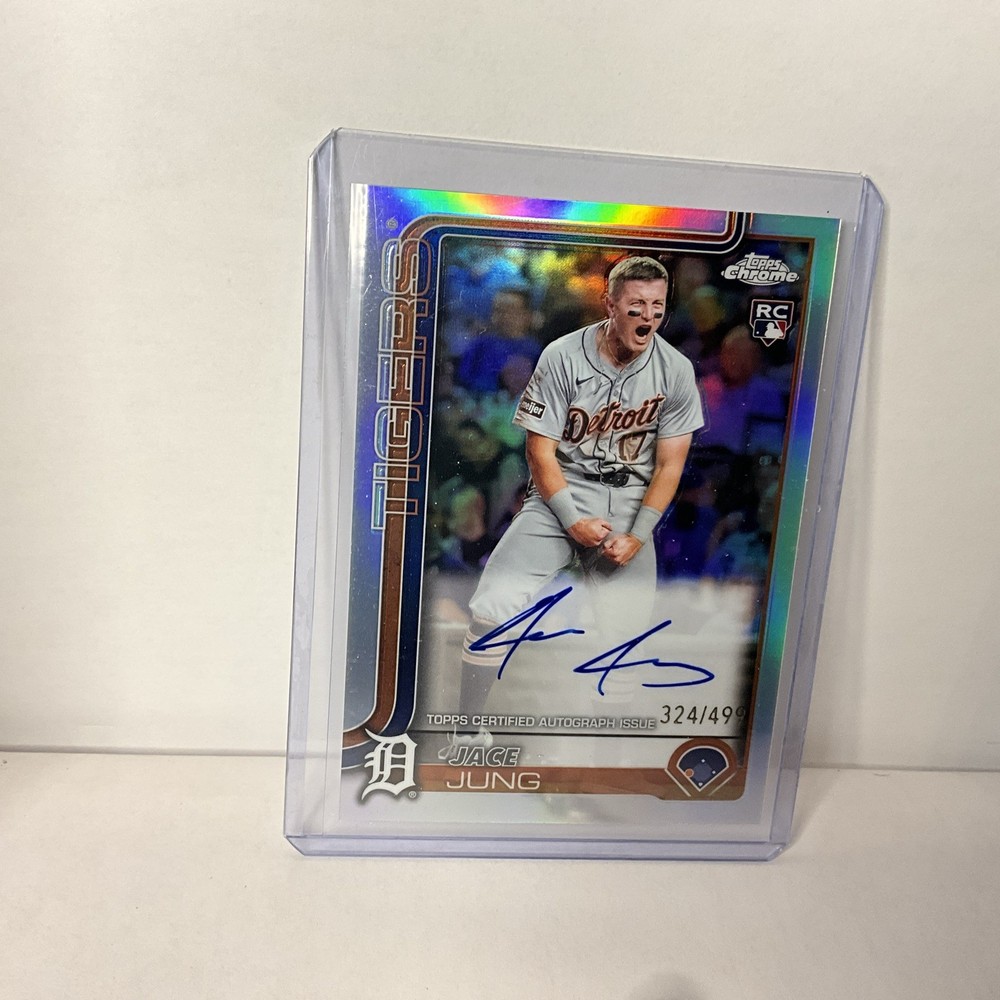 2025 Topps Chrome - Rookie Autographs Jace Jung #RA-JJ Refractor /499 (AU, RC)