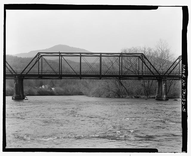 5. Elevation truss 3, view toward northwest - Reliance Bridge, Spanning