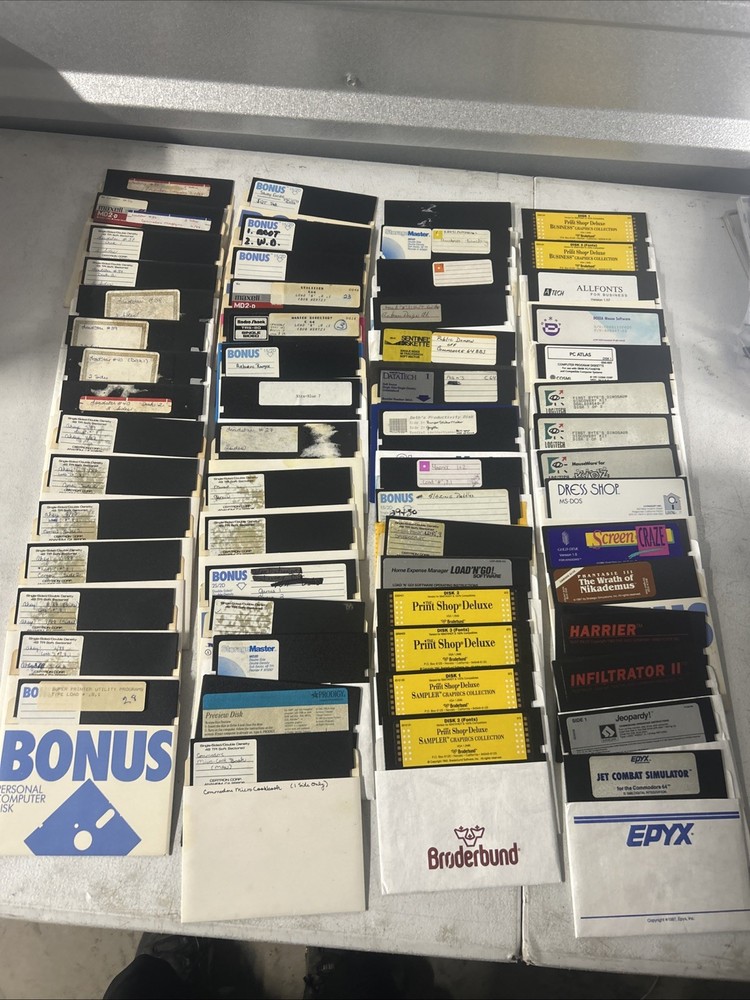 Commodore 64 Floppy Disks With Games Selling As Is for Blank Disk LOT Of 60