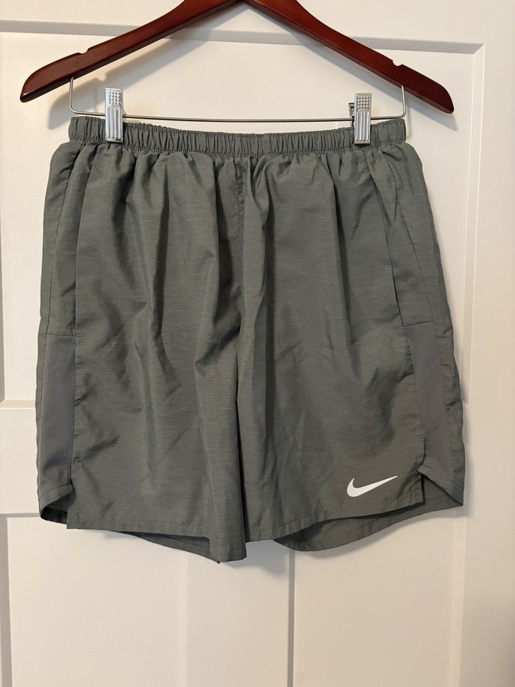 Nike Dri-FIT Challenger 7
