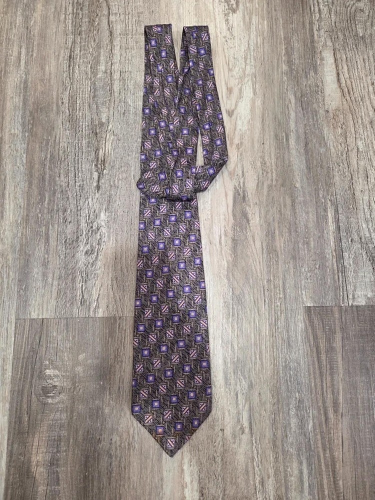 Geoffrey Beene Purple Geometric Square Pattern Men's Necktie 100% Silk