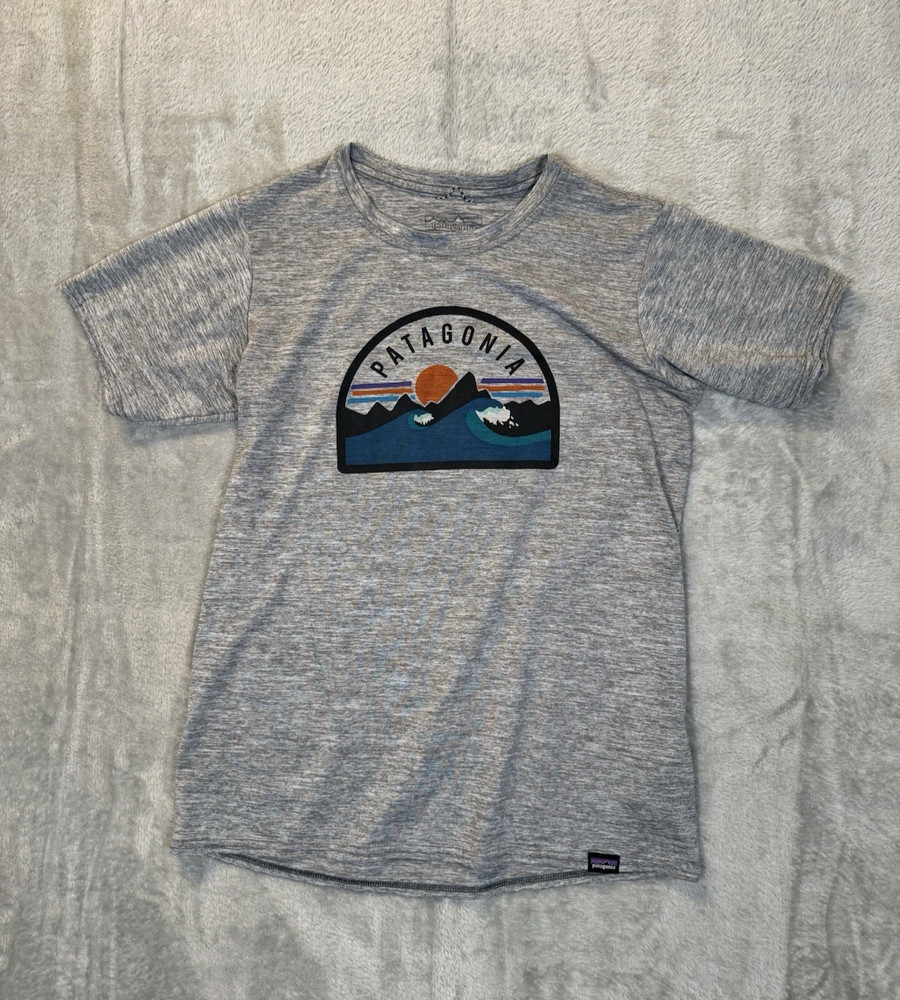 Patagonia women's XS Capilene Cool Daily Gray T shirt Boardie Badge 50+ UPF