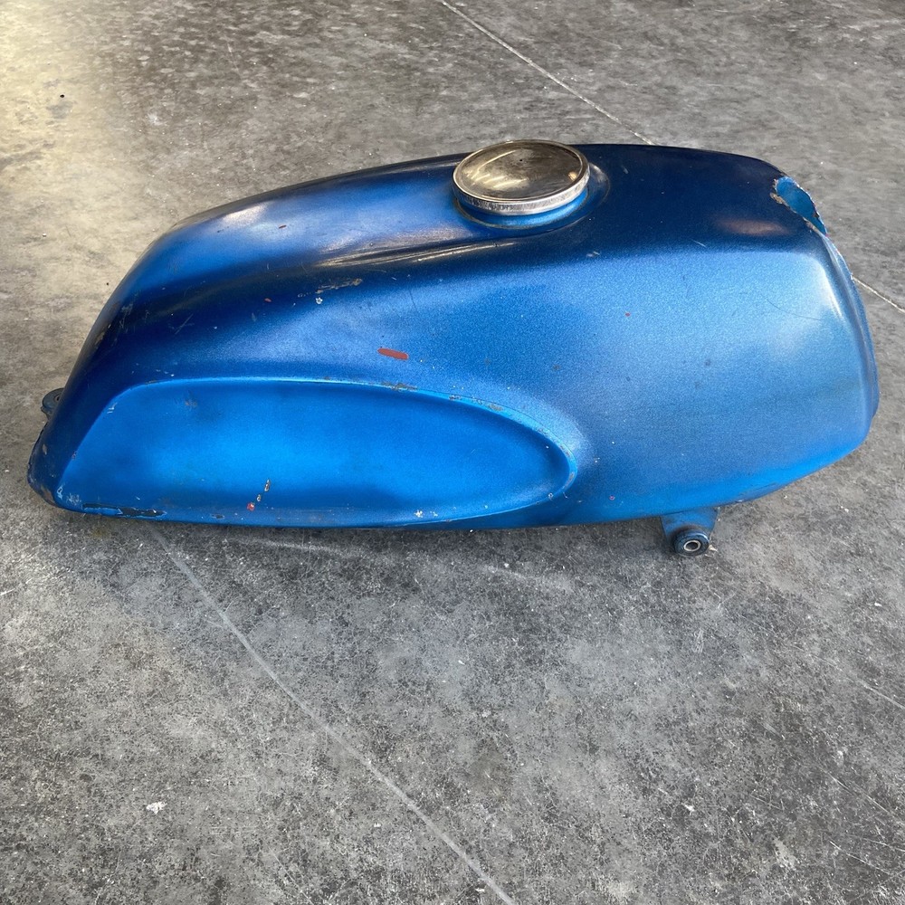 Kawasaki H1 Mach III 500 Triple 500 gas Fuel tank 69-70 Early Tank
