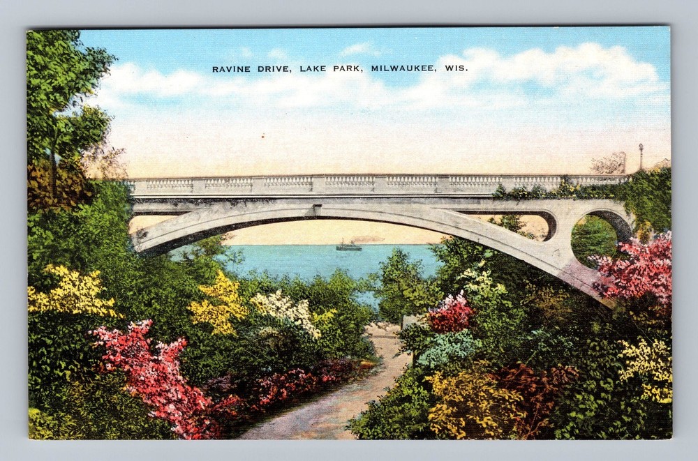 Milwaukee WI Wisconsin Lake Park Ravine Drive Vintage Postcard