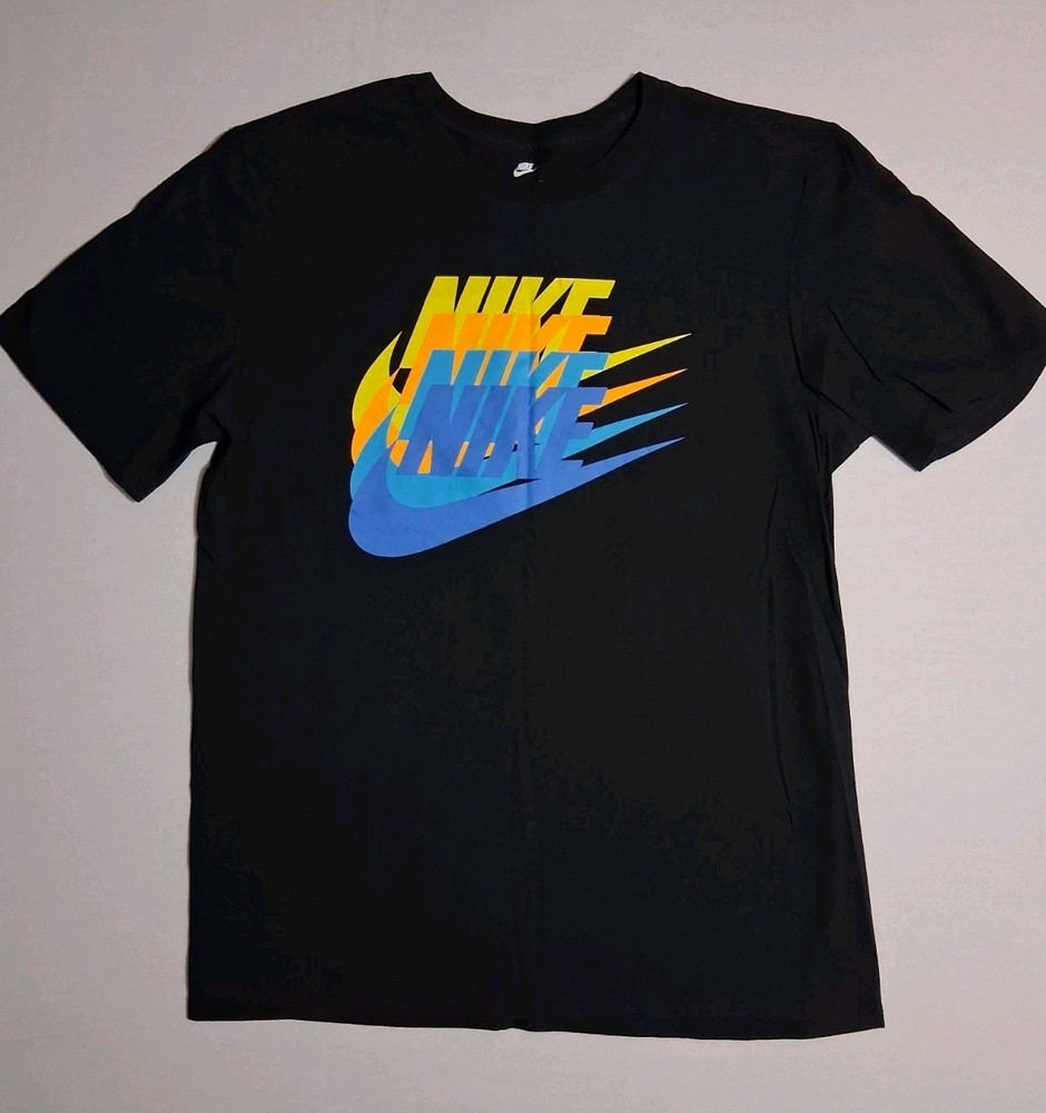 Black Nike Nike T-Shirt / Black Nike Shirt Mens Large